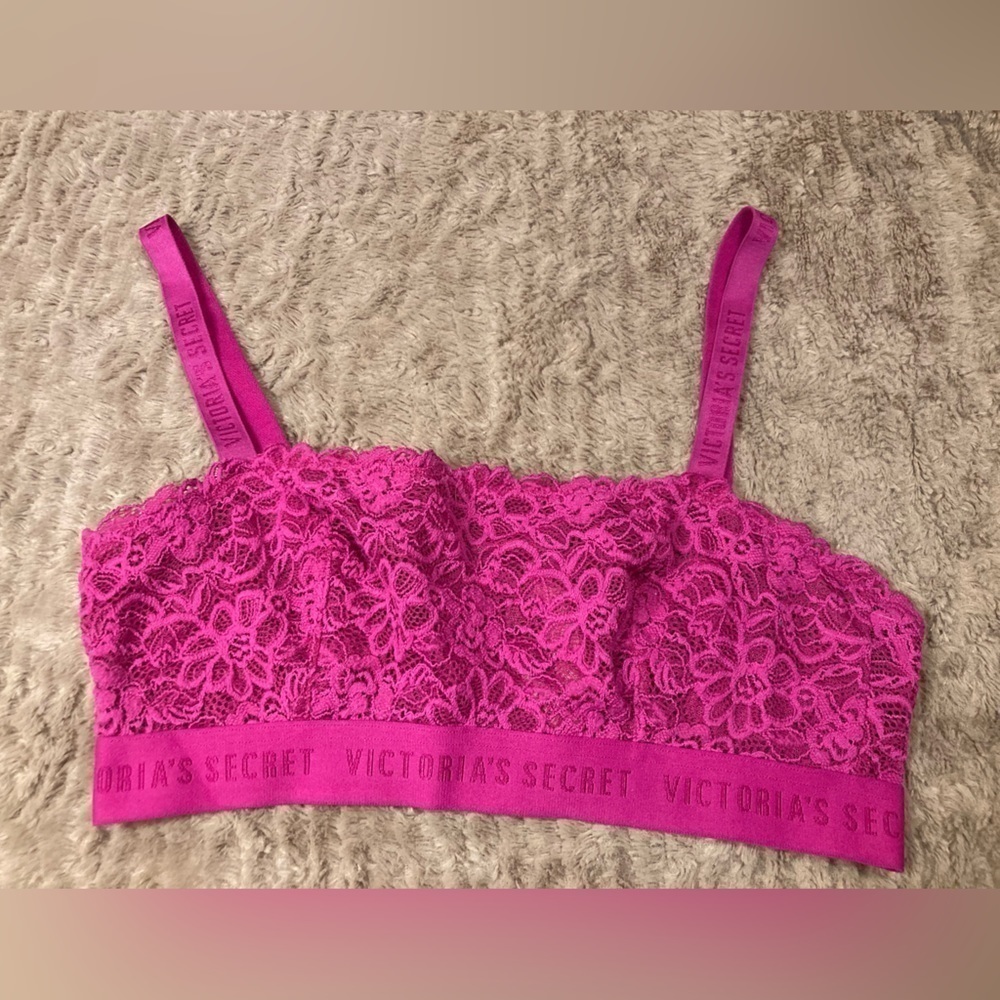 Victoria’s Secret Lace Pink Bralette Size Medium
